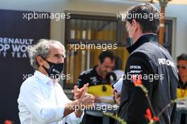 (L to R): Alain Prost (FRA) Renault F1 Team Non-Executive Director with Toto Wolff (GER) Mercedes AMG F1 Shareholder and Executive Director. 09.08.2020. Formula 1 World Championship, Rd 5, 70th Anniversary Grand Prix, Silverstone, England, Race Day.