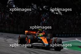 Lando Norris (GBR) McLaren MCL60. 05.11.2023. Formula 1 World Championship, Rd 21, Brazilian Grand Prix, Sao Paulo, Brazil, Race Day.