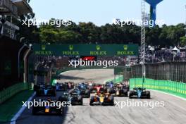 Max Verstappen (NLD) Red Bull Racing RB19 leads at the restart of the race. 05.11.2023. Formula 1 World Championship, Rd 21, Brazilian Grand Prix, Sao Paulo, Brazil, Race Day.