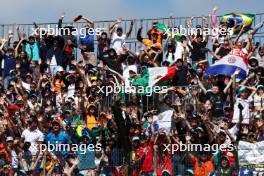 Circuit atmosphere - fans in the grandstand. 05.11.2023. Formula 1 World Championship, Rd 21, Brazilian Grand Prix, Sao Paulo, Brazil, Race Day.