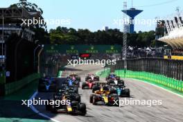 Max Verstappen (NLD) Red Bull Racing RB19 leads at the restart of the race. 05.11.2023. Formula 1 World Championship, Rd 21, Brazilian Grand Prix, Sao Paulo, Brazil, Race Day.