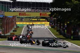 Lewis Hamilton (GBR) Mercedes AMG F1 W14 at the start of Sprint. 04.11.2023. Formula 1 World Championship, Rd 21, Brazilian Grand Prix, Sao Paulo, Brazil, Sprint Day.