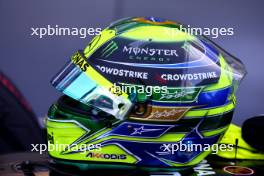 The helmet of Lewis Hamilton (GBR) Mercedes AMG F1 on the grid. 04.11.2023. Formula 1 World Championship, Rd 21, Brazilian Grand Prix, Sao Paulo, Brazil, Sprint Day.