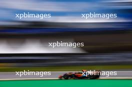 Lando Norris (GBR), McLaren F1 Team  04.11.2023. Formula 1 World Championship, Rd 21, Brazilian Grand Prix, Sao Paulo, Brazil, Sprint Day.