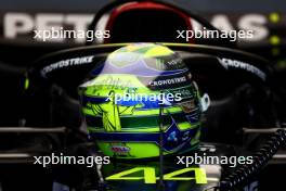 The helmet of Lewis Hamilton (GBR) Mercedes AMG F1. 02.11.2023. Formula 1 World Championship, Rd 21, Brazilian Grand Prix, Sao Paulo, Brazil, Preparation Day.