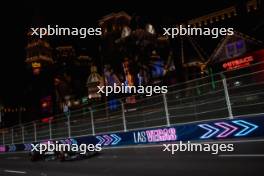 Lewis Hamilton (GBR) Mercedes AMG F1 W14. 16.11.2023. Formula 1 World Championship, Rd 22, Las Vegas Grand Prix, Las Vegas, Nevada, USA, Practice Day.