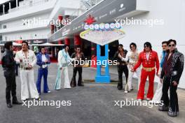 Paddock atmosphere - Elvis impersonators.  15.11.2023. Formula 1 World Championship, Rd 22, Las Vegas Grand Prix, Las Vegas, Nevada, USA, Preparation Day.