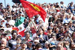Circuit atmosphere - fans in the grandstand. 29.10.2023. Formula 1 World Championship, Rd 20, Mexican Grand Prix, Mexico City, Mexico, Race Day.