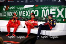Carlos Sainz, Scuderia Ferrari, pole man Charles Leclerc, Scuderia Ferrari, and Max Verstappen, Red Bull Racing, in the post Qualifying Press Conference 28.10.2023. Formula 1 World Championship, Rd 20, Mexican Grand Prix, Mexico City, Mexico, Qualifying Day.