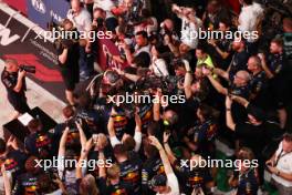 Race winner Max Verstappen (NLD) Red Bull Racing celebrates with the team in parc ferme. 08.10.2023. Formula 1 World Championship, Rd 18, Qatar Grand Prix, Doha, Qatar, Race Day.