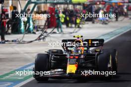 Sergio Perez (MEX) Red Bull Racing RB19 leaves the pits. 08.10.2023. Formula 1 World Championship, Rd 18, Qatar Grand Prix, Doha, Qatar, Race Day.