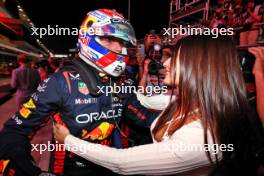 Max Verstappen (NLD) Red Bull Racing celebrates winning his third World Championship in Sprint parc ferme with girlfriend Kelly Piquet (BRA). 07.10.2023. Formula 1 World Championship, Rd 18, Qatar Grand Prix, Doha, Qatar, Sprint Day.
