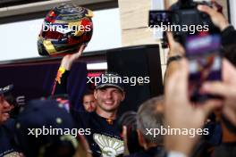 Max Verstappen (NLD) Red Bull Racing celebrates winning his third World Championship with the team. 07.10.2023. Formula 1 World Championship, Rd 18, Qatar Grand Prix, Doha, Qatar, Sprint Day.