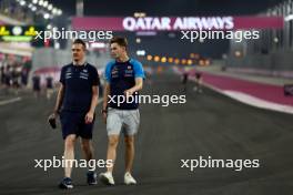 Logan Sargeant (USA) Williams Racing walks the circuit with Gaetan Jego, Williams Racing Race Engineer. 05.10.2023. Formula 1 World Championship, Rd 18, Qatar Grand Prix, Doha, Qatar, Preparation Day.