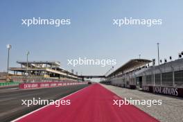 Circuit atmosphere - start / finish straight. 05.10.2023. Formula 1 World Championship, Rd 18, Qatar Grand Prix, Doha, Qatar, Preparation Day.