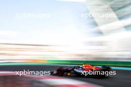 Jake Dennis (GBR) Red Bull Racing RB19 Test Driver. 24.11.2023. Formula 1 World Championship, Rd 23, Abu Dhabi Grand Prix, Yas Marina Circuit, Abu Dhabi, Practice Day.