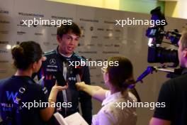 Alexander Albon (THA) Williams Racing with the media. 24.11.2023. Formula 1 World Championship, Rd 23, Abu Dhabi Grand Prix, Yas Marina Circuit, Abu Dhabi, Practice Day.