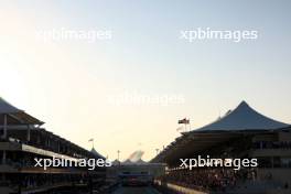 Grid atmosphere - air display. 26.11.2023. Formula 1 World Championship, Rd 23, Abu Dhabi Grand Prix, Yas Marina Circuit, Abu Dhabi, Race Day.