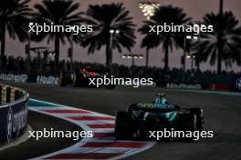 Fernando Alonso (ESP) Aston Martin F1 Team AMR23. 26.11.2023. Formula 1 World Championship, Rd 23, Abu Dhabi Grand Prix, Yas Marina Circuit, Abu Dhabi, Race Day.