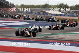 Max Verstappen (NLD) Red Bull Racing RB19 leads at the start of Sprint. 21.10.2023. Formula 1 World Championship, Rd 19, United States Grand Prix, Austin, Texas, USA, Sprint Day.