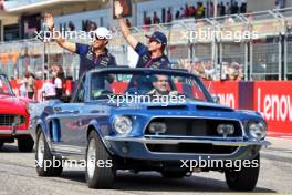 (L to R): Sergio Perez (MEX) Red Bull Racing and Max Verstappen (NLD) Red Bull Racing on the drivers' parade. 22.10.2023. Formula 1 World Championship, Rd 19, United States Grand Prix, Austin, Texas, USA, Race Day.
