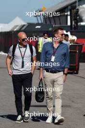 Harry Soden (GBR) Driver Manager (Right). 19.10.2023. Formula 1 World Championship, Rd 19, United States Grand Prix, Austin, Texas, USA, Preparation Day.