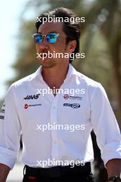 Ayao Komatsu (JPN) Haas F1 Team Principal. 01.03.2024. Formula 1 World Championship, Rd 1, Bahrain Grand Prix, Sakhir, Bahrain, Qualifying Day.