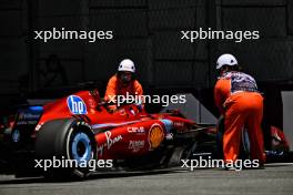 Charles Leclerc (MON) Ferrari SF-24 stopped in the practice session. 03.05.2024. Formula 1 World Championship, Rd 6, Miami Grand Prix, Miami, Florida, USA, Sprint Qualifying Day.