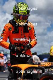 Lando Norris (GBR) McLaren MCL38 on the grid. 04.05.2024. Formula 1 World Championship, Rd 6, Miami Grand Prix, Miami, Florida, USA, Sprint and Qualifying Day.