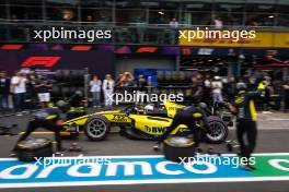 Kush Maini (IND) Invicta Racing makes a pit stop. 24.03.2024. FIA Formula 2 Championship, Rd 3, Feature Race, Melbourne, Australia, Sunday.